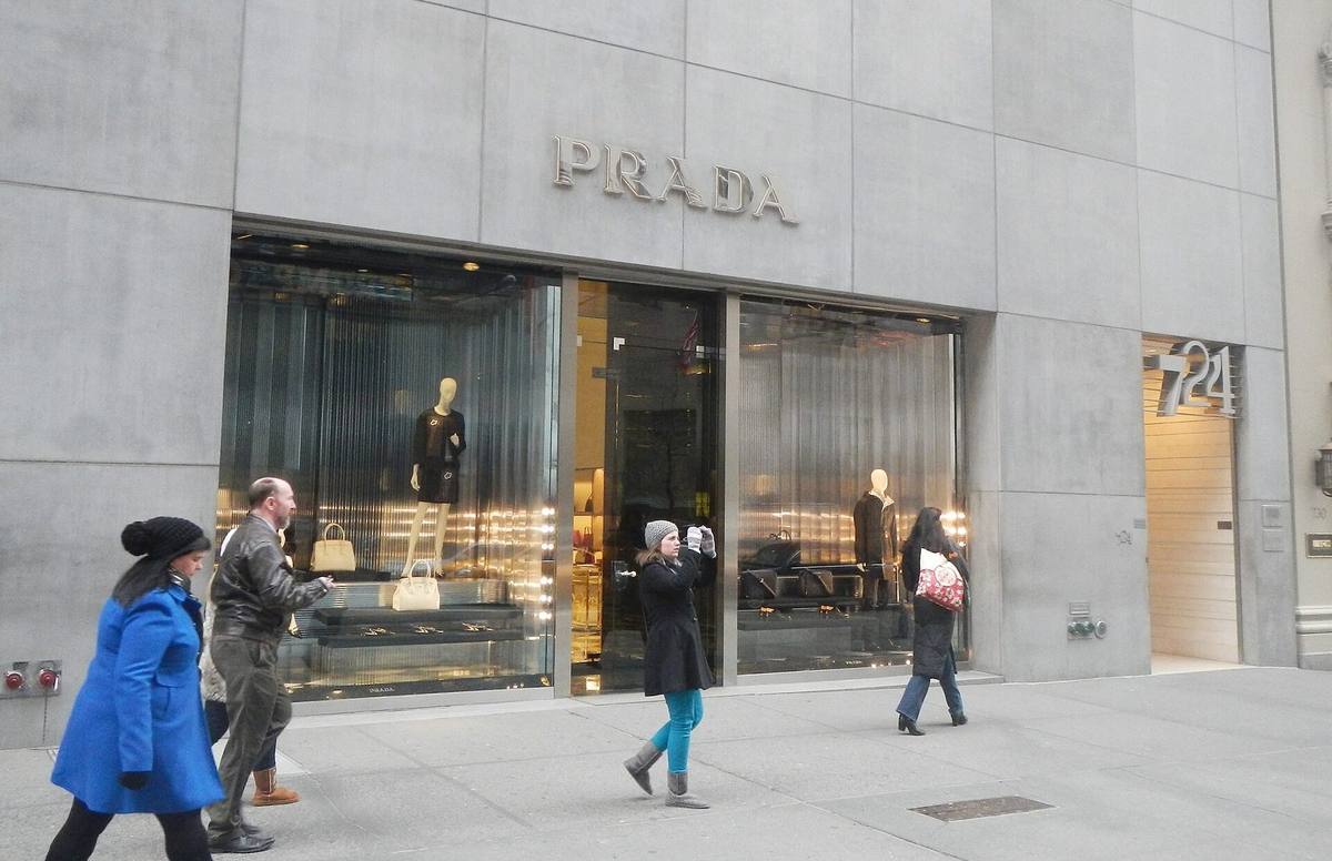 Butikkfasader på Fifth Avenue