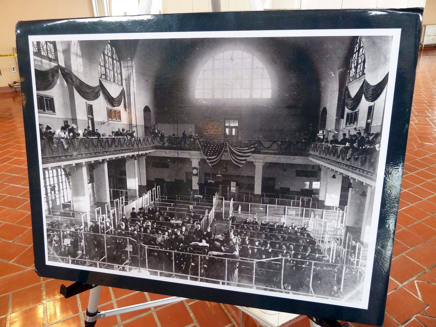 Registry Room i hovedbygningen på Ellis Island